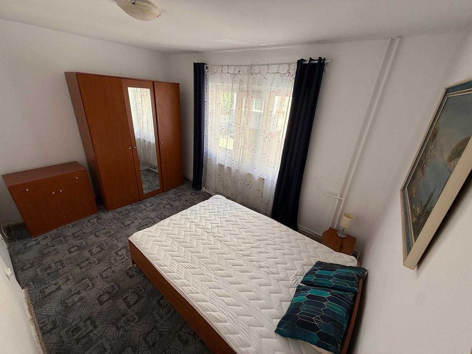Propietar inchiriez apartament 2 camere, et 1, langa spitalul Judetean