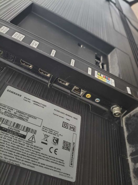 TV defect Samsung 55' UE55nu7102 pentru piese
