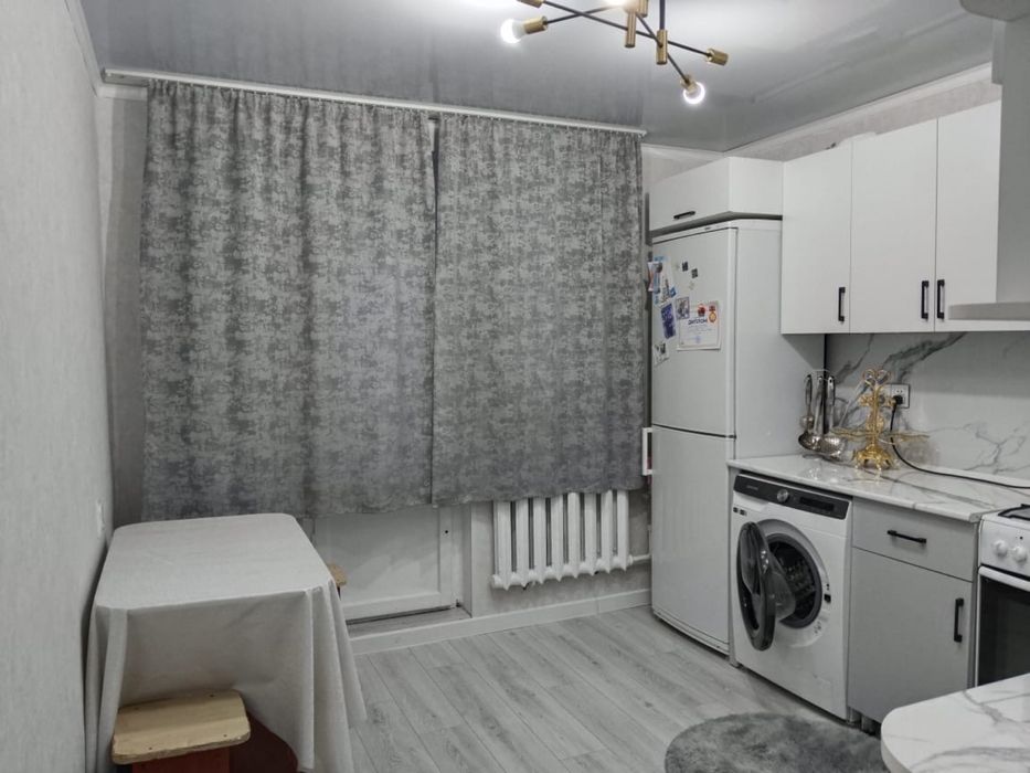 Уй сатылады 2 болмели Горбачева 45/38