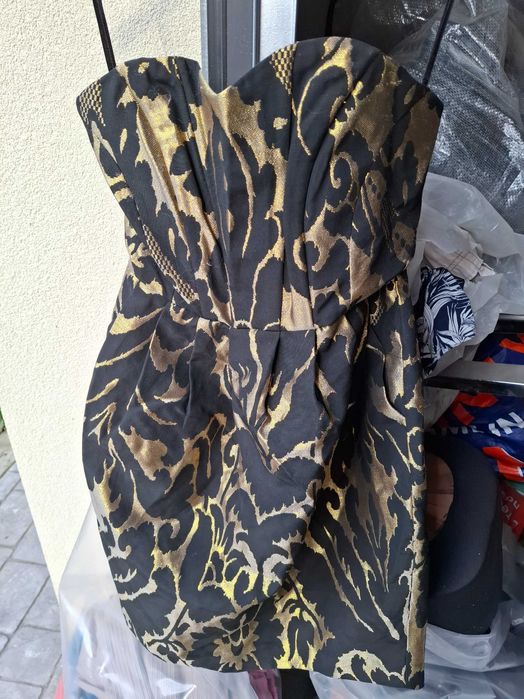 Дрехи втора употреба