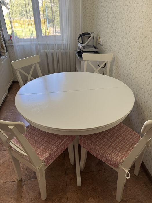 Продам стол и 4 стула Ингольф ИКЕА