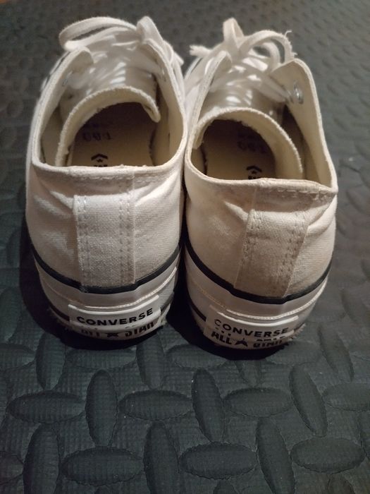 Оригинални кецове на платформа Converse Chuck Taylor