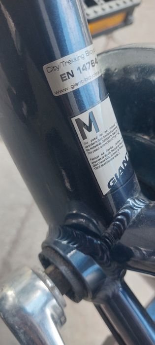 Продавам алуминиев велосипед  Giant 28 цола,М размер