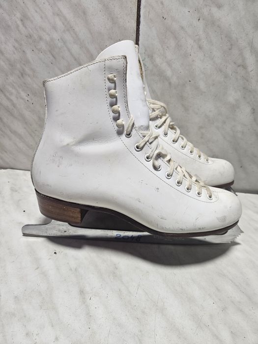 Patine 2048 gheata patinaj artistic Riedell  marime 40-41 (26,7 cm)
