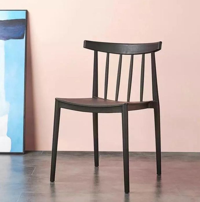 Продам стулья пластиковые, прочные