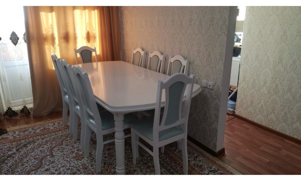 Продам Стол со стульями, можно без стульев
