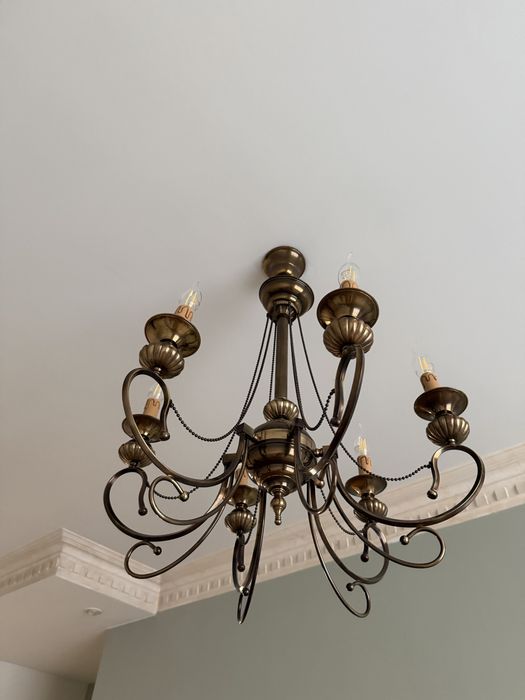 Светильник на потолок