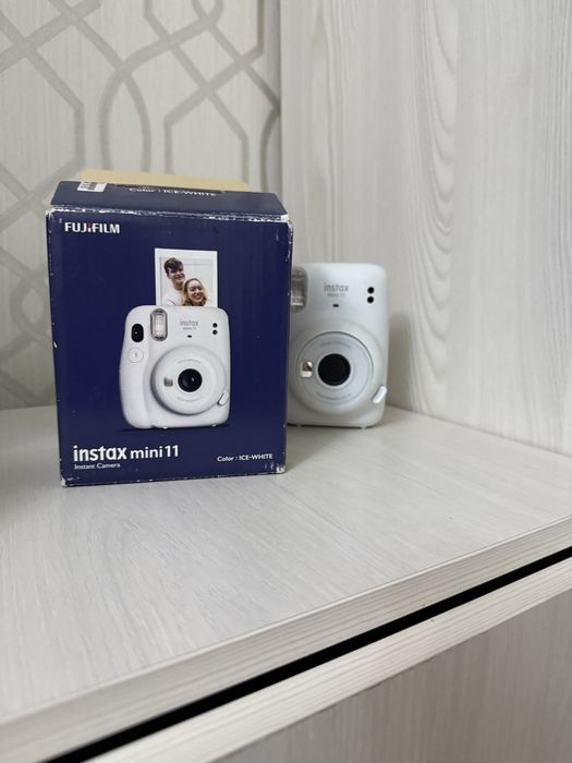 Instax mini 11 белый