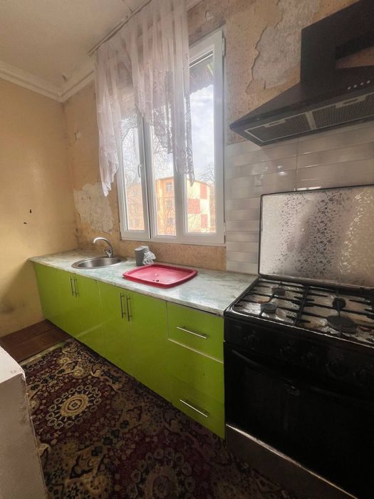 Sotiladi Chilonzor tuman 21 kvartal 3 xonali kvartira holati ôrta