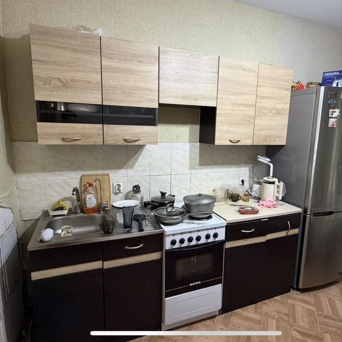 Продается кухонный гарнитур