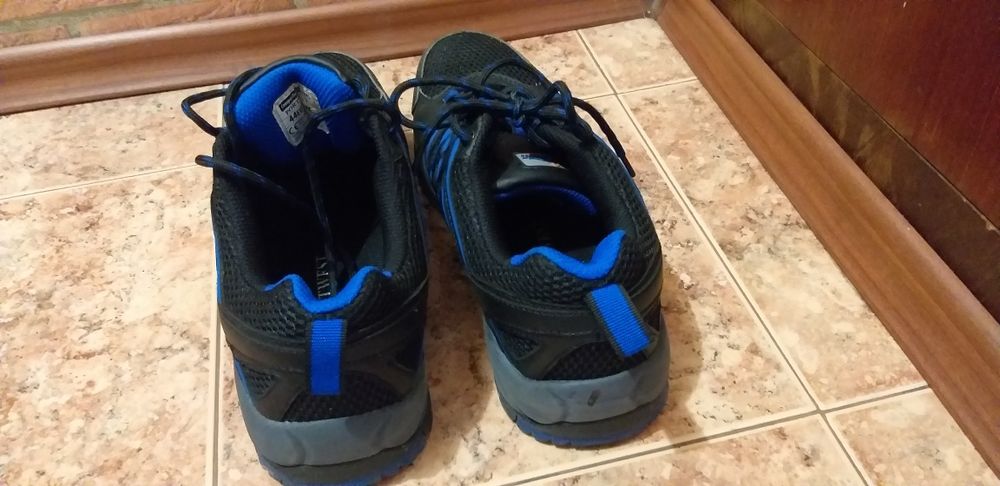 Работни маратонки 44