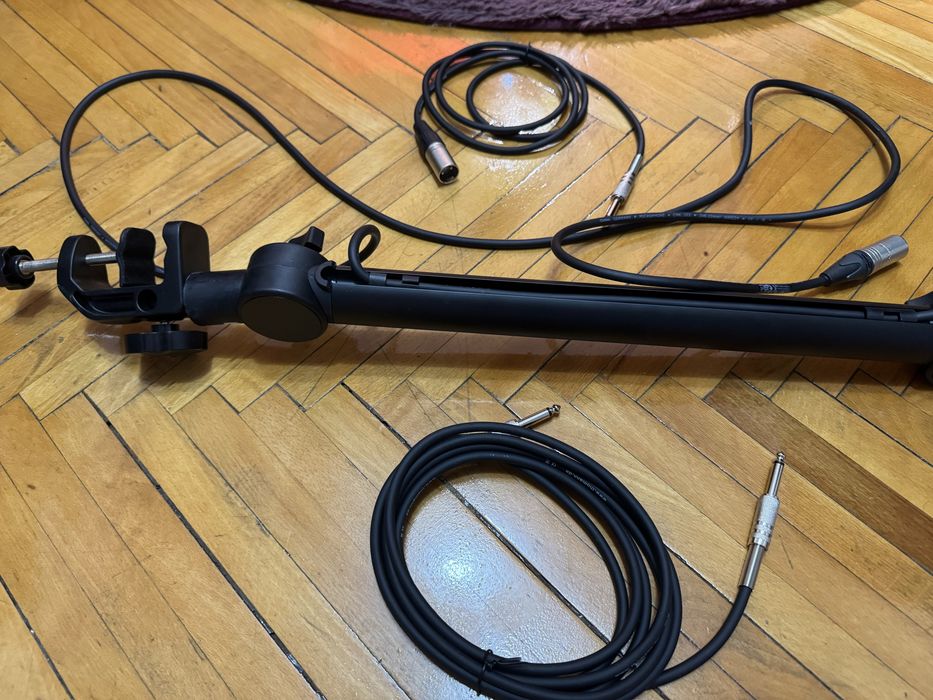 Shure SH-BROADCAST1 mic stand
