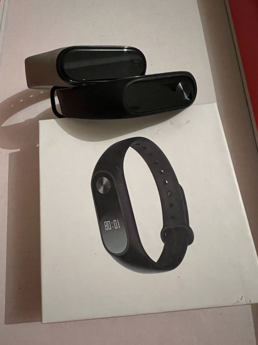 Продается MiBand 2 и 3