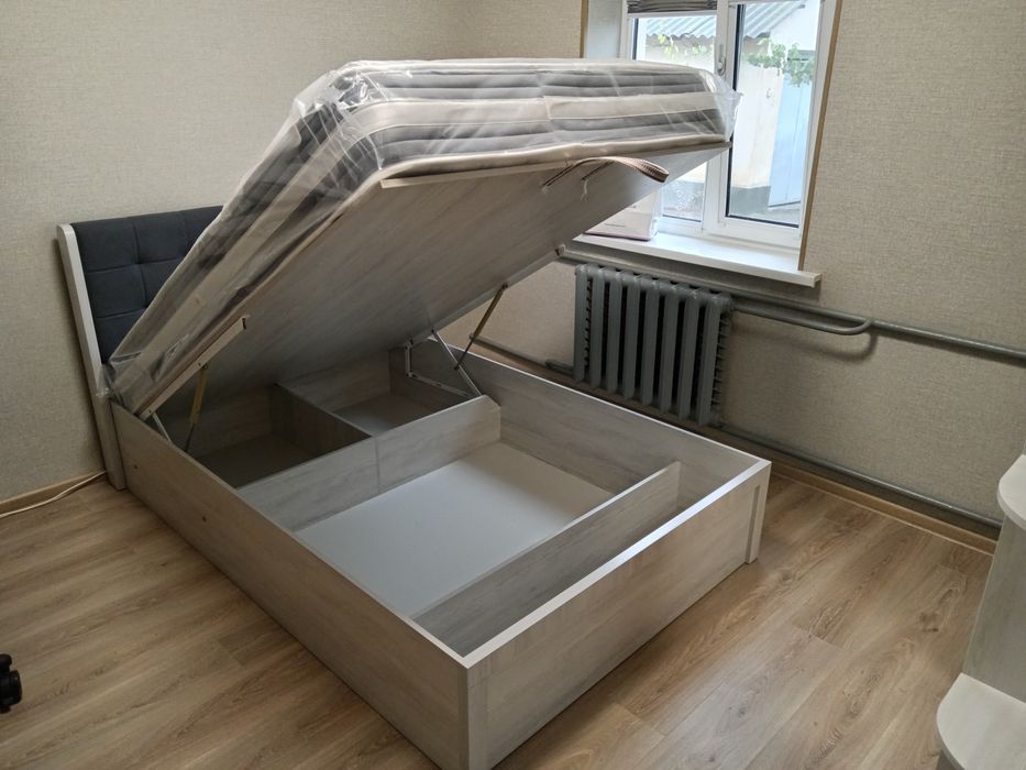 Супер скидка! Кровать полтара с подёмным механизм