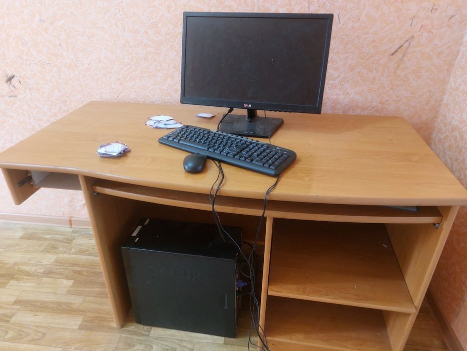 Компютер солымен бирге