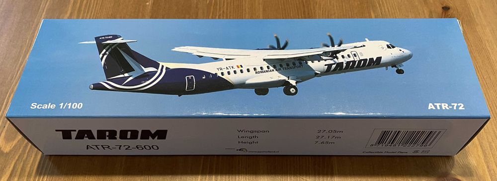 ATR 72-600 TAROM Macheta avion Scara 1:100