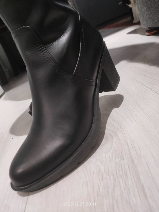 Оригинальные Pierre Cardin высокие сапоги