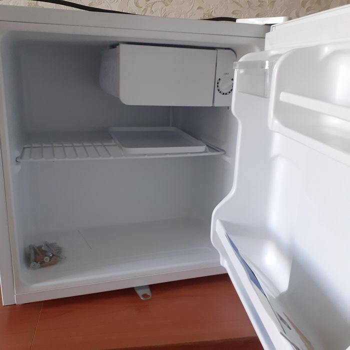 Продаются предметы домашнего обихода,  мебель