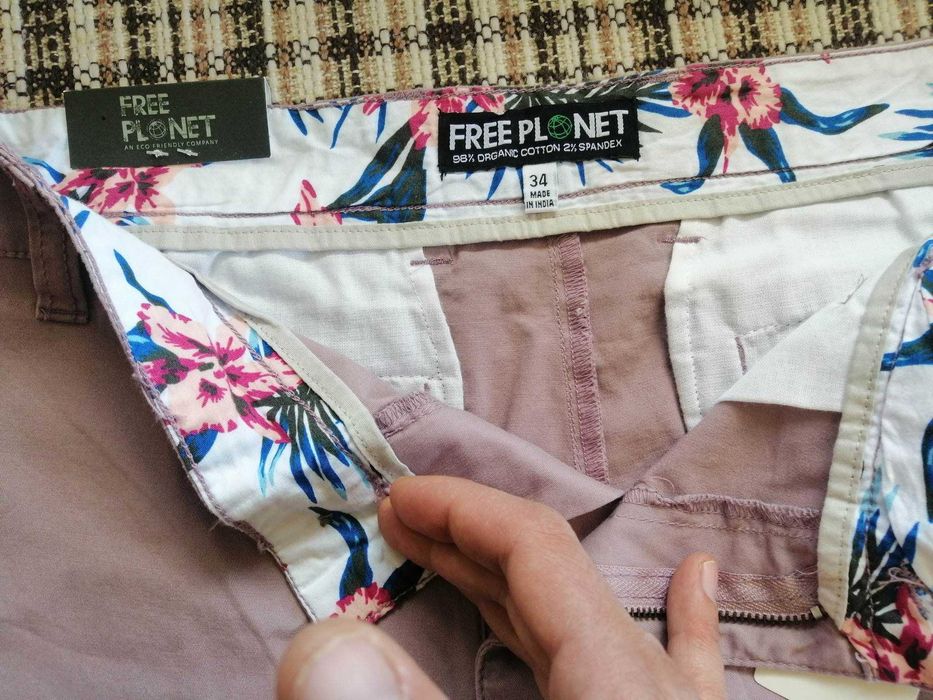 Нови с етикет мъжки къси панталони над коляното Free Planet, р-р 34