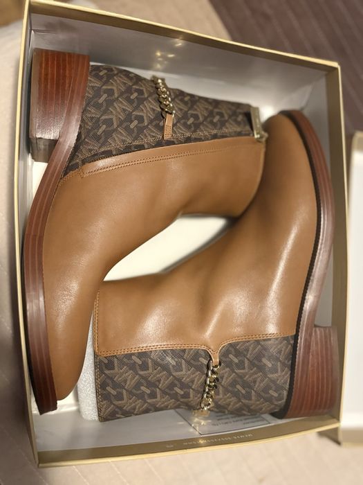 Боти Michael Kors