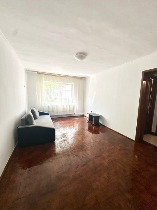 Apartament de inchiriat
