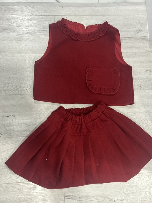 Вещи на девочку куртка и костюм