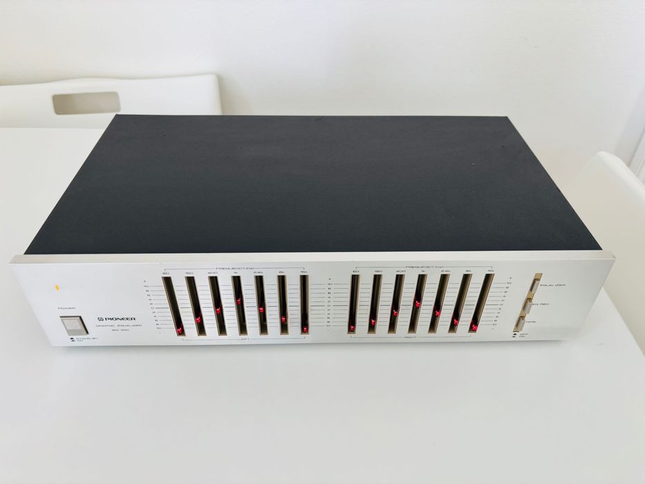 Egalizator Pioneer SG-300