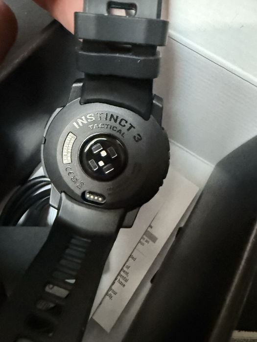 Garmin Instinct 3 AMOLED TACTICAL