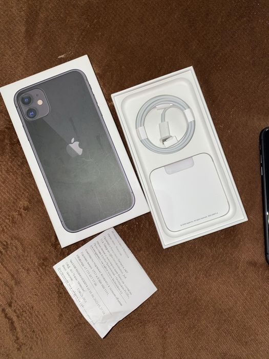 Продам айфон 11