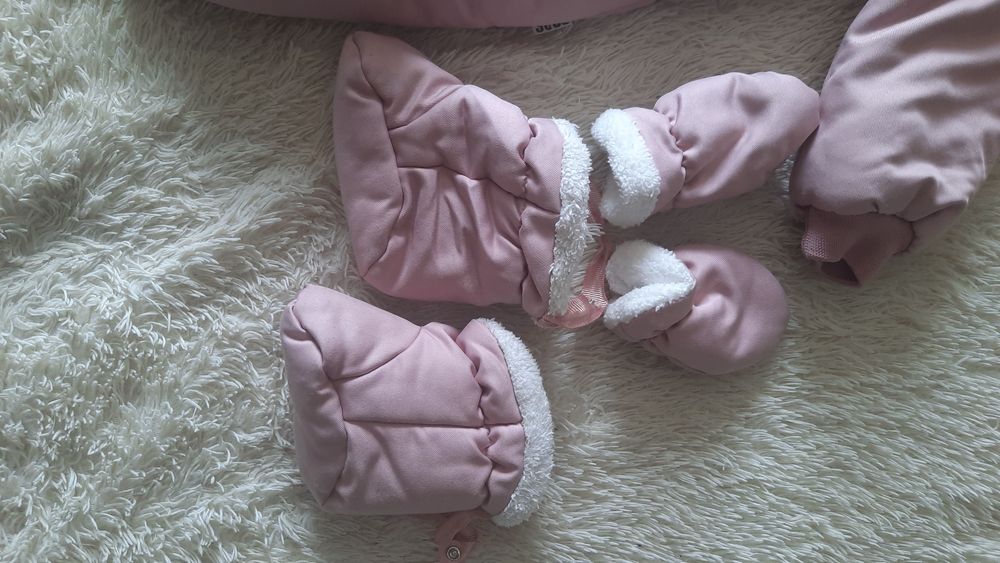 Продам детский комбенизон.