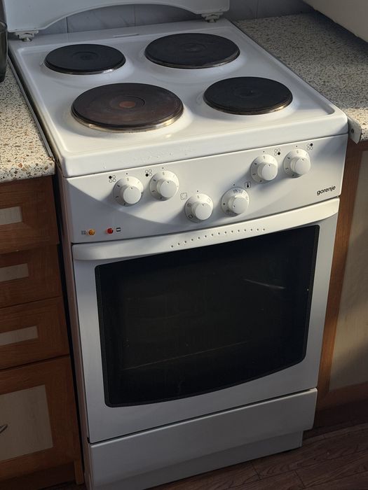 Электрическая плита Gorenje