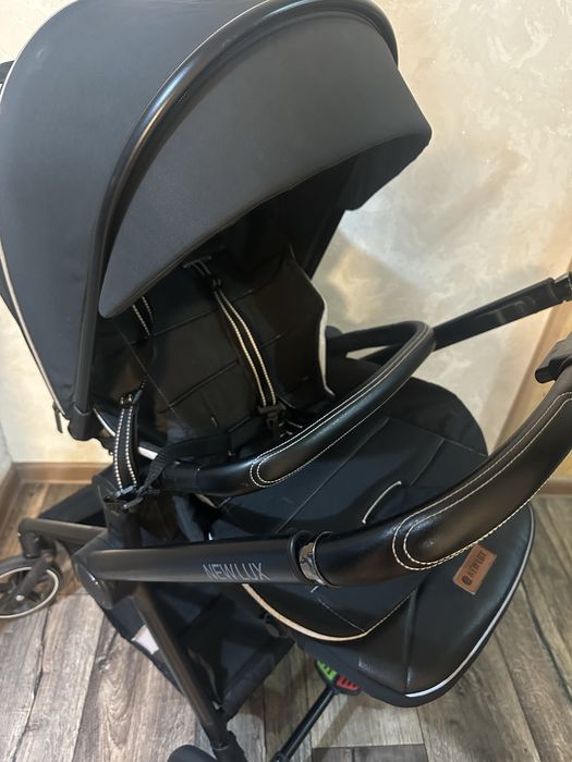 Продам коляску демисезон