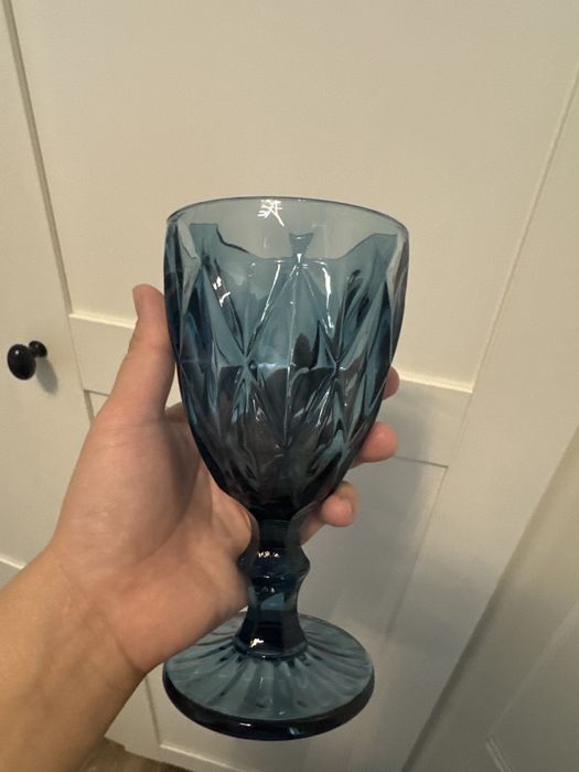 Отдам бесплатно бокалы 4 шт