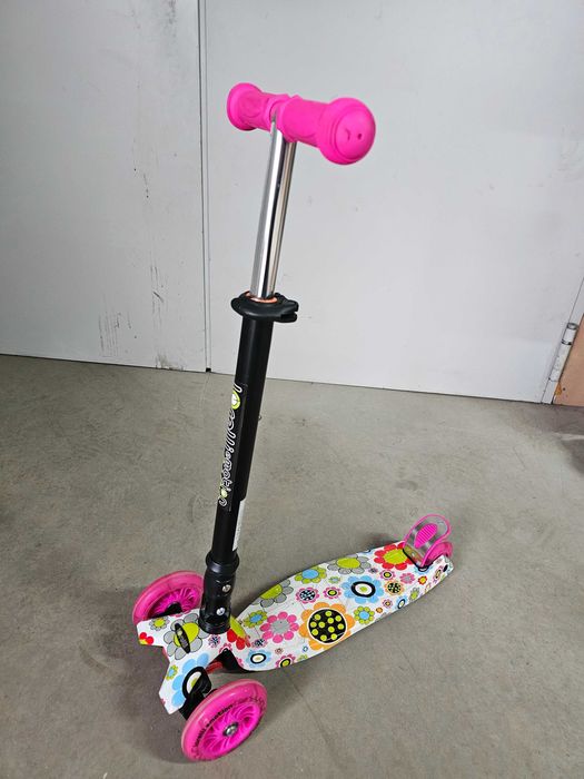 Тротинетка lorelli