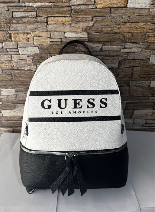 Раница  new Guess