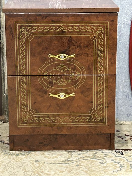 Продам спальный гарнитур