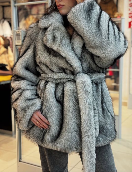 Продается эко шубка