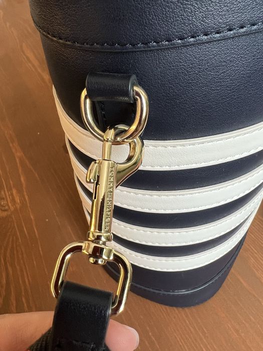 Сумка Tommy Hilfiger