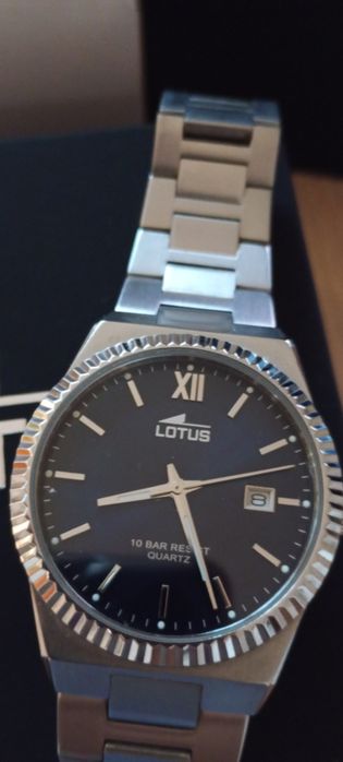 Мъжки часовник Lotus