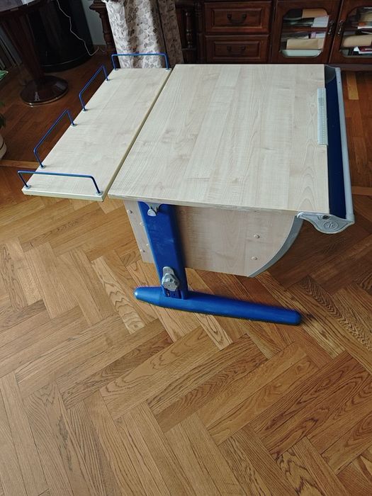 Парта растущая со стулом