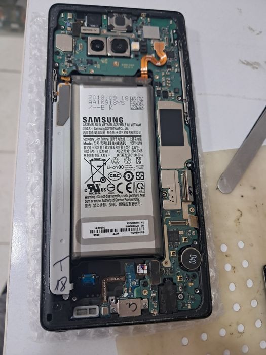 Samsung Not 9 plata sotiladi