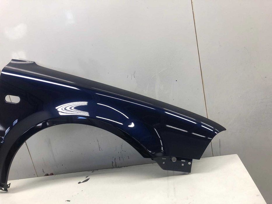 Aripa Fata Dreapta VW Passat B5.5 An 2003-2005 (LB5N (Albastru))