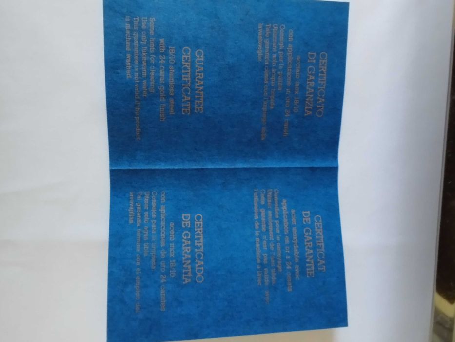 Vas cu capac inox, ornamente aur 24 karate (cu certificat)