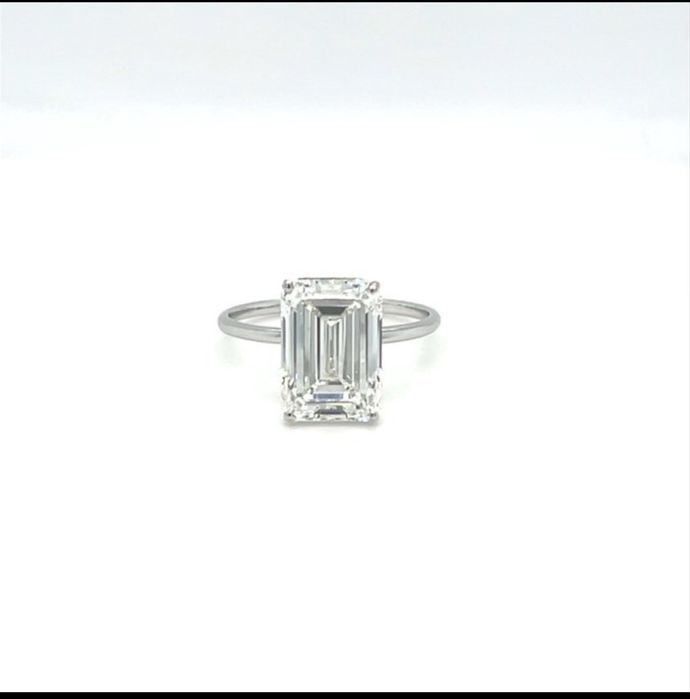 Пръстен с 3.00ct Диамант | Emerald Cut | 14к Бяло Злато | Сертификат