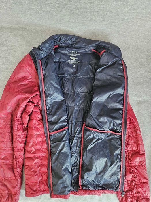 Куртка ветровка красная