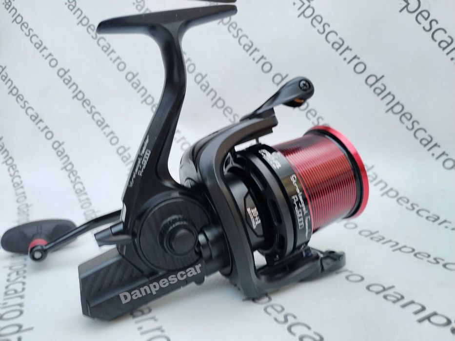 Mulinetă Feeder si Crap PRO FL Strategist 8000 ROSU  tambur Long Cast