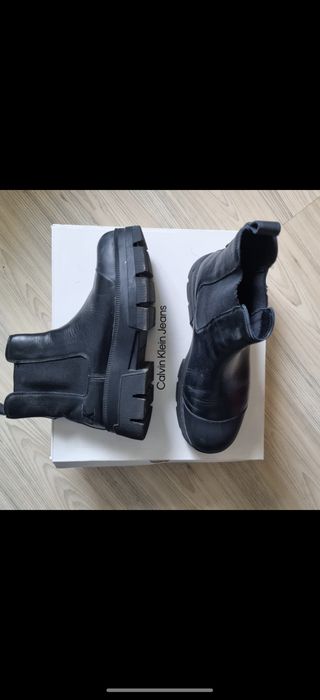 Calvin Klein боти