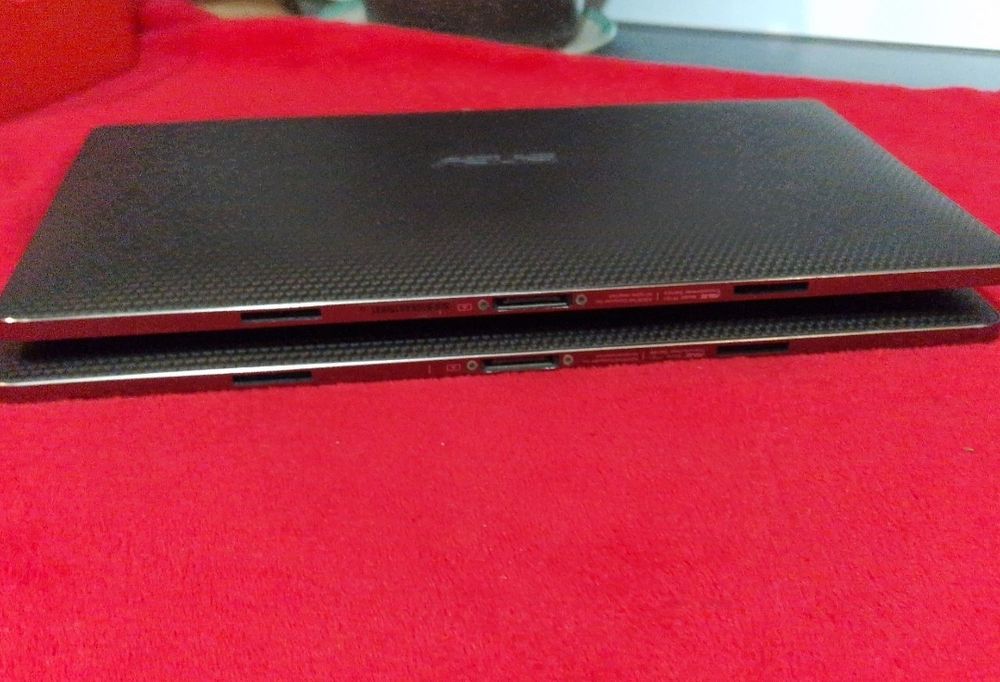 Tableta Asus pentru piese