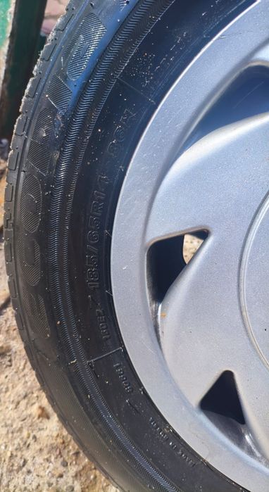 Шины летние Bridgestone полный комплект