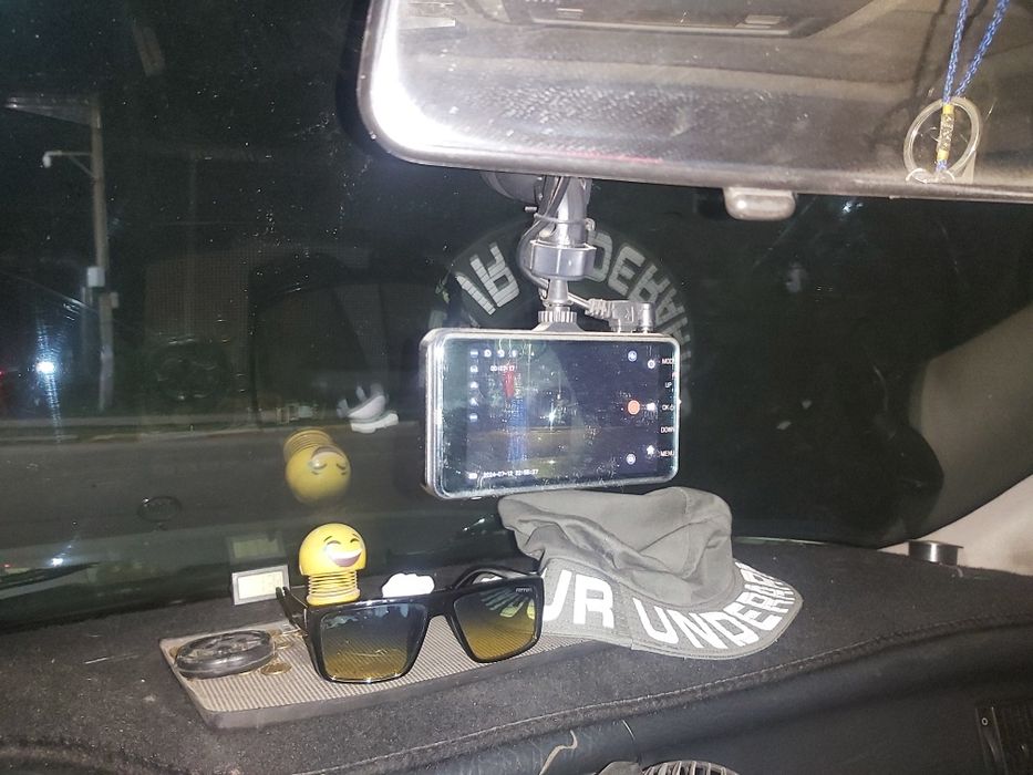 Продам регистратор HD.